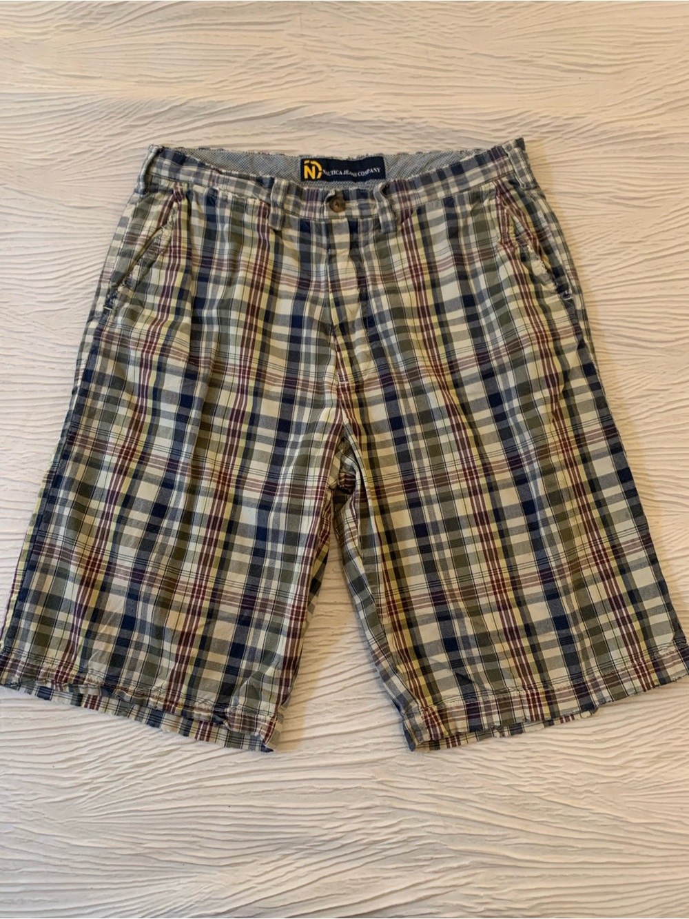 Vintage Y2K Nautica Madras Pattern Distressed Lightweight Shorts, size 36 (34)